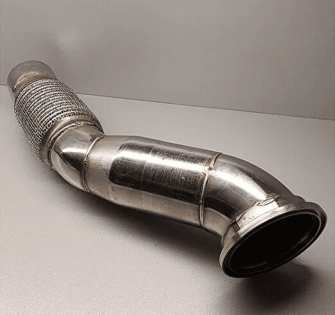 BMW G20 downpipe performans egzoz paslanmaz krom çelik — 1